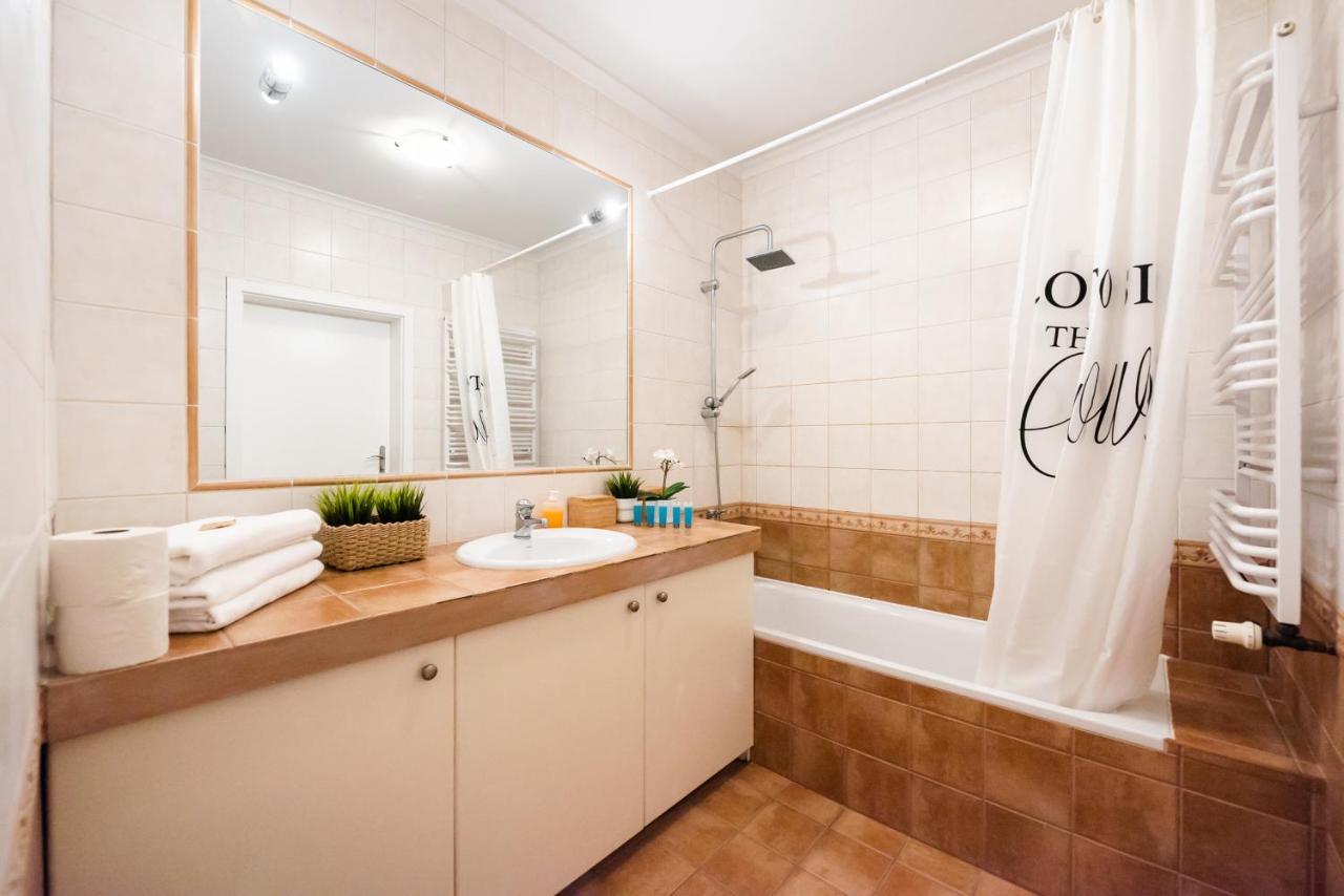 New Town Spacious Apartment Варшава Экстерьер фото